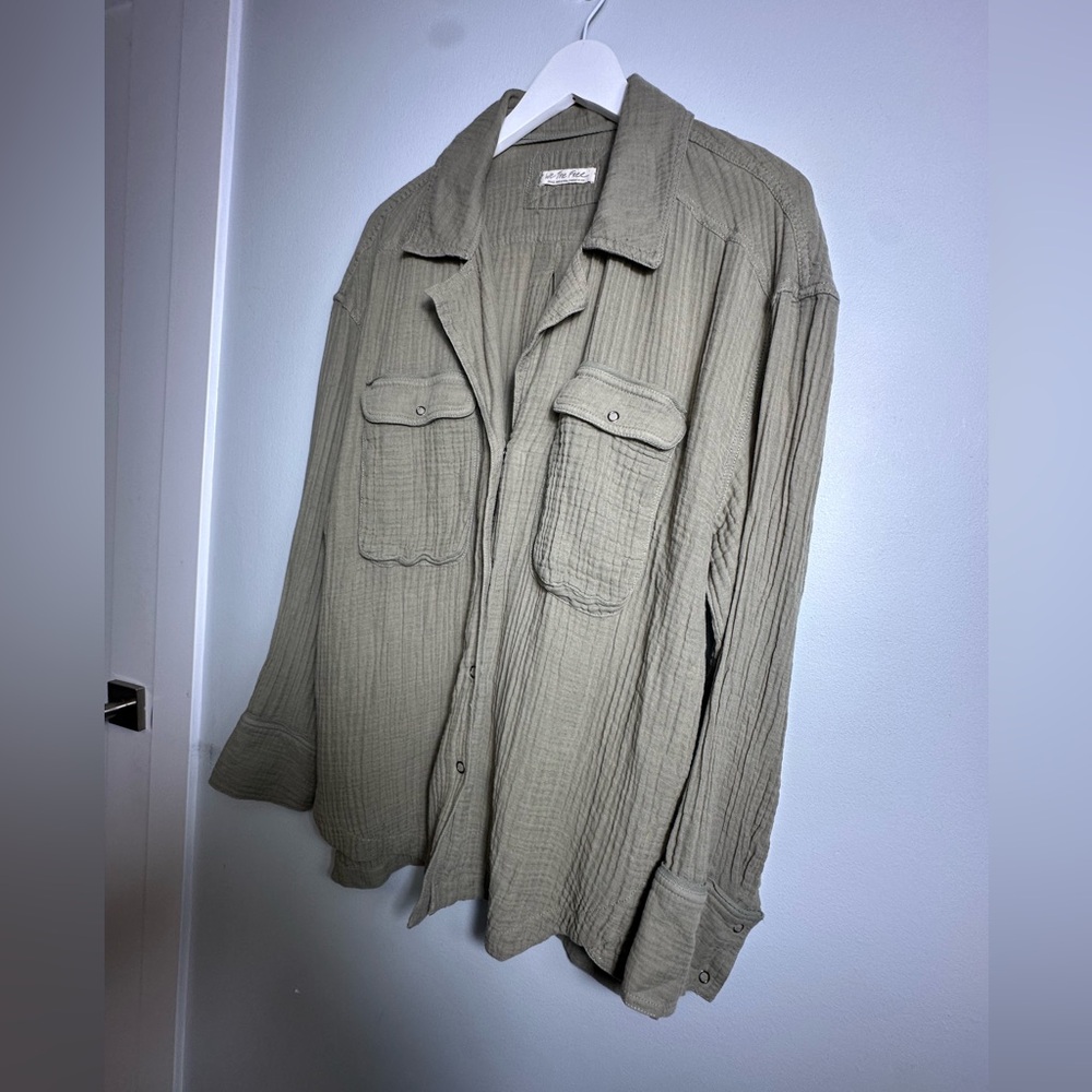 We The Free Izzy Cargo Double Cloth Buttondown in Sage Green Size Small - Picture 10 of 15